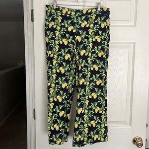 Like new Loft Lemon Wide Leg Capri SZ M